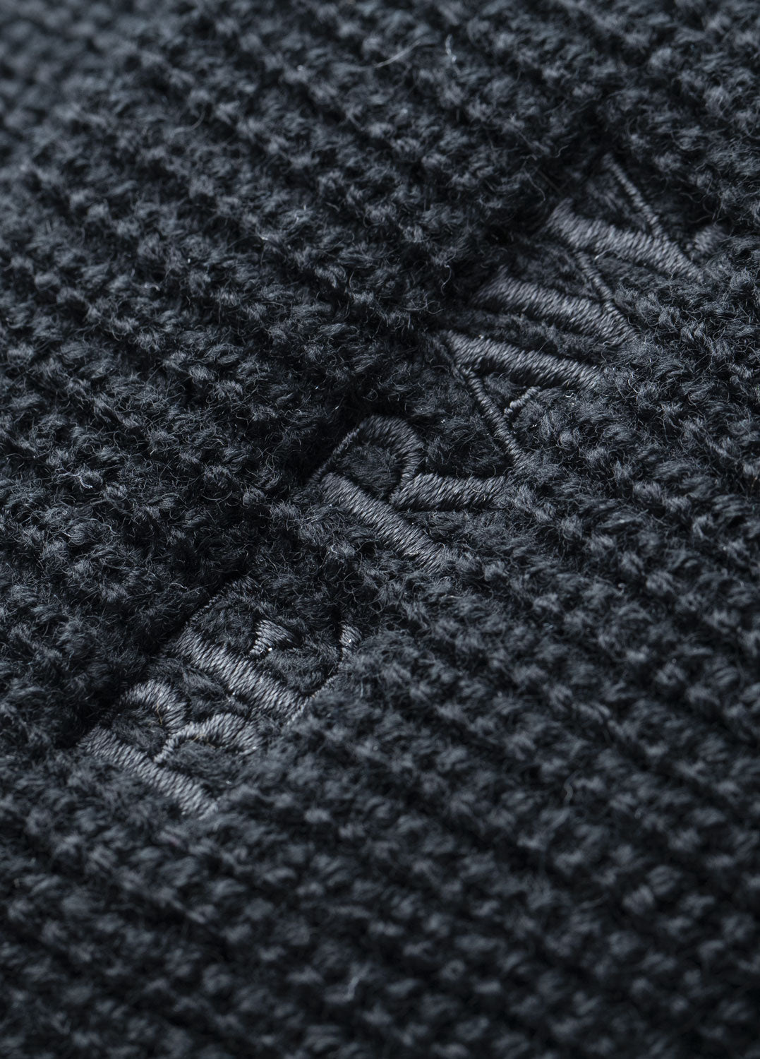 Cuffed Beanie Be Raw Classic logo